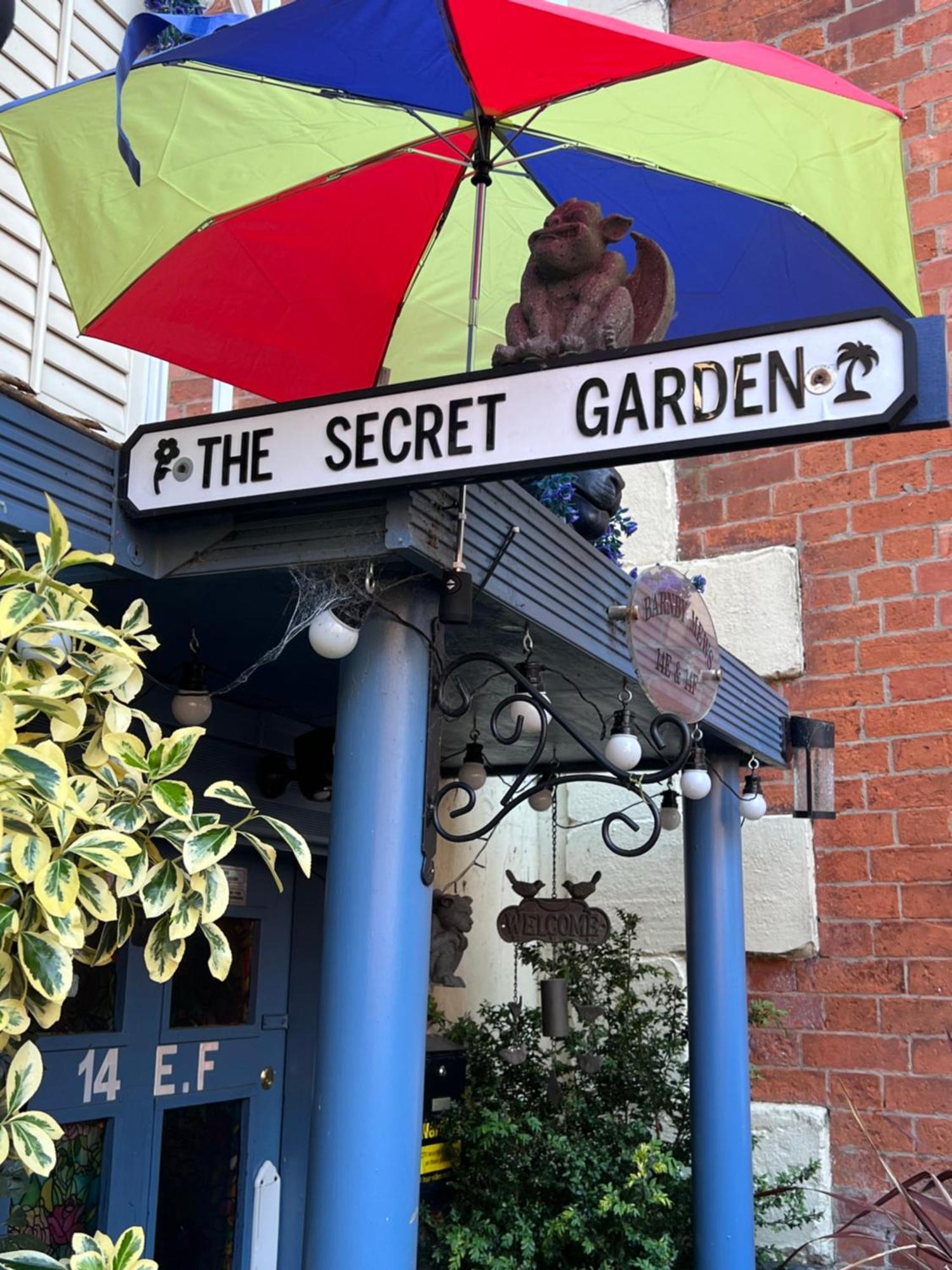 Апартаменты The Secret Garden Newark-on-Trent  Экстерьер фото